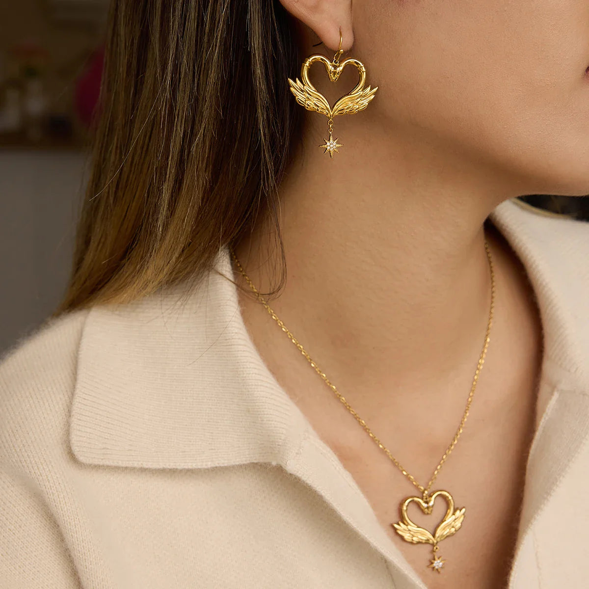 Swan Necklace and Earrings Set