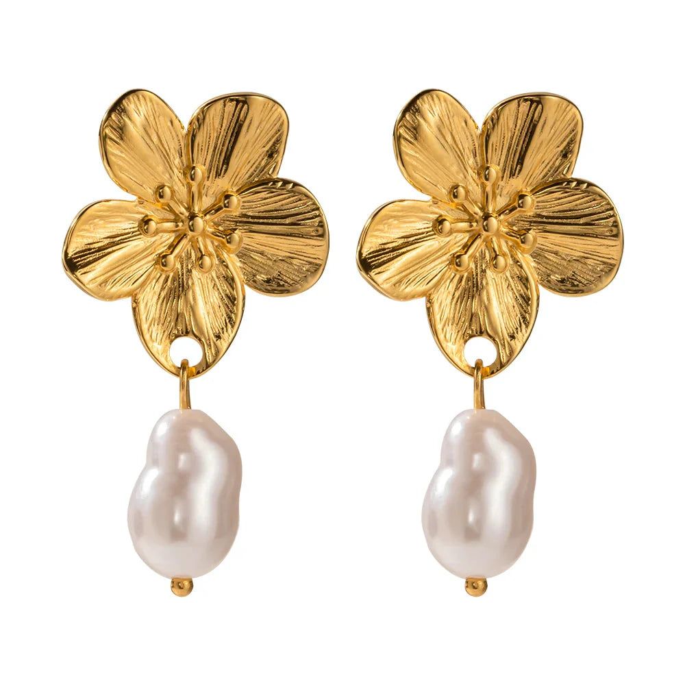 Blooming Flower Pearl Earrings